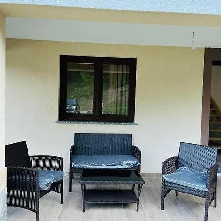 Weekend House Hana Casa vacanze *