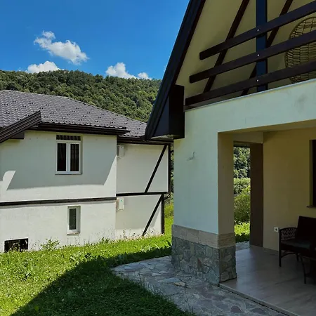 Weekend House Hana Casa vacanze Bihać